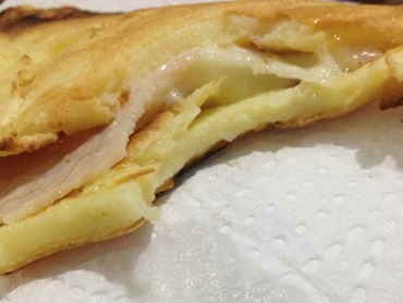 Ir para  <ul>
	<li><big>1 ovo;</big></li>
	<li><big>1 clara;</big></li>
	<li><big>2 colheres de sopa de polvilho azedo; (pode substituir por polvilho doce, goma de tapioca ou...